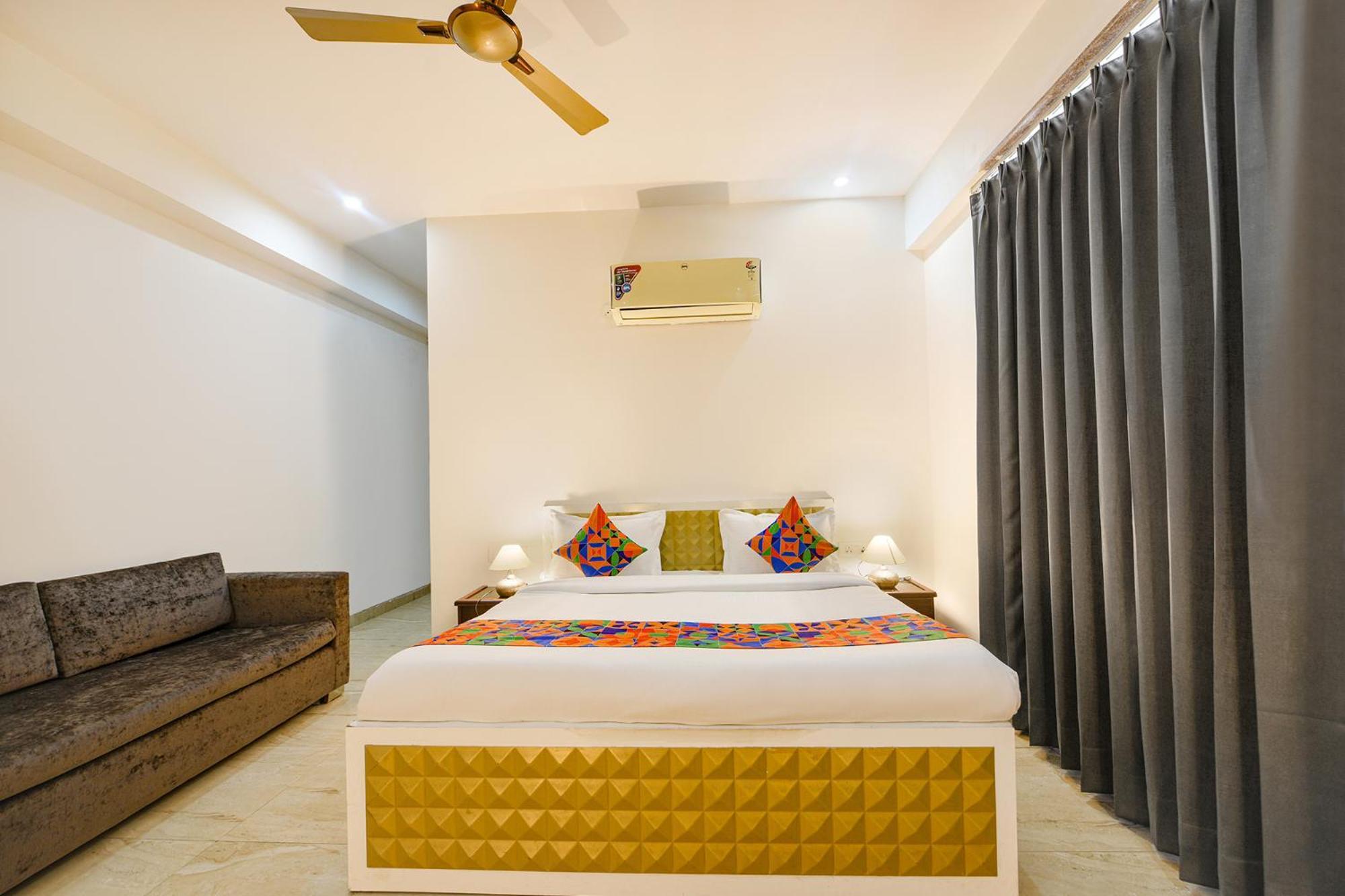 Fabhotel Ar Suites Γκουργκάον Εξωτερικό φωτογραφία
